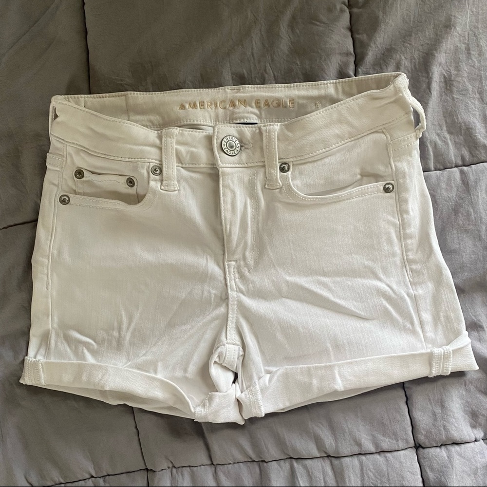 White American Eagle Shorts